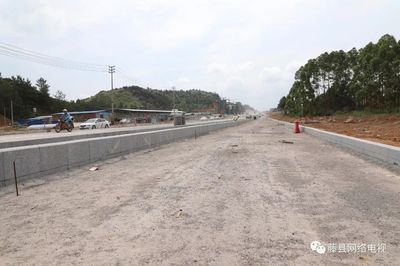 藤县南北进城道路扩宽工程 通车时间与建设进程解析